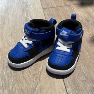 Nike Kids Blue and Black Sneakers baby Dunks